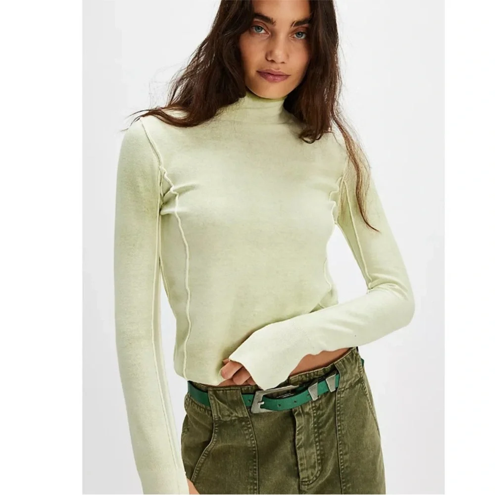 Free People Robbie Turtleneck Sweater in Green, size XS